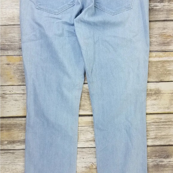 J Brand Seven Eights Jean Slim Fit Low Rise Womens Size 32X28 Light Wash Blue - Picture 6 of 13